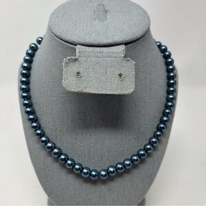 Metallic Blue Faux Pearl Short Necklace 18" Classic Adjustable Silver Tone Chain
